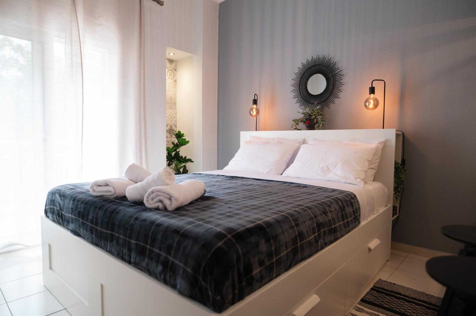 Sapphire Majesty Suite By Heaven'S Hall Luxury Suites Alexandroupolis Exteriör bild